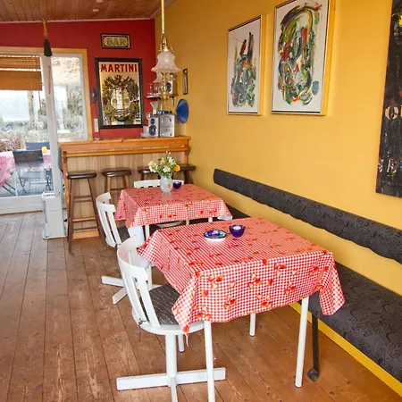 Casa Mundo Bed & Breakfast-3